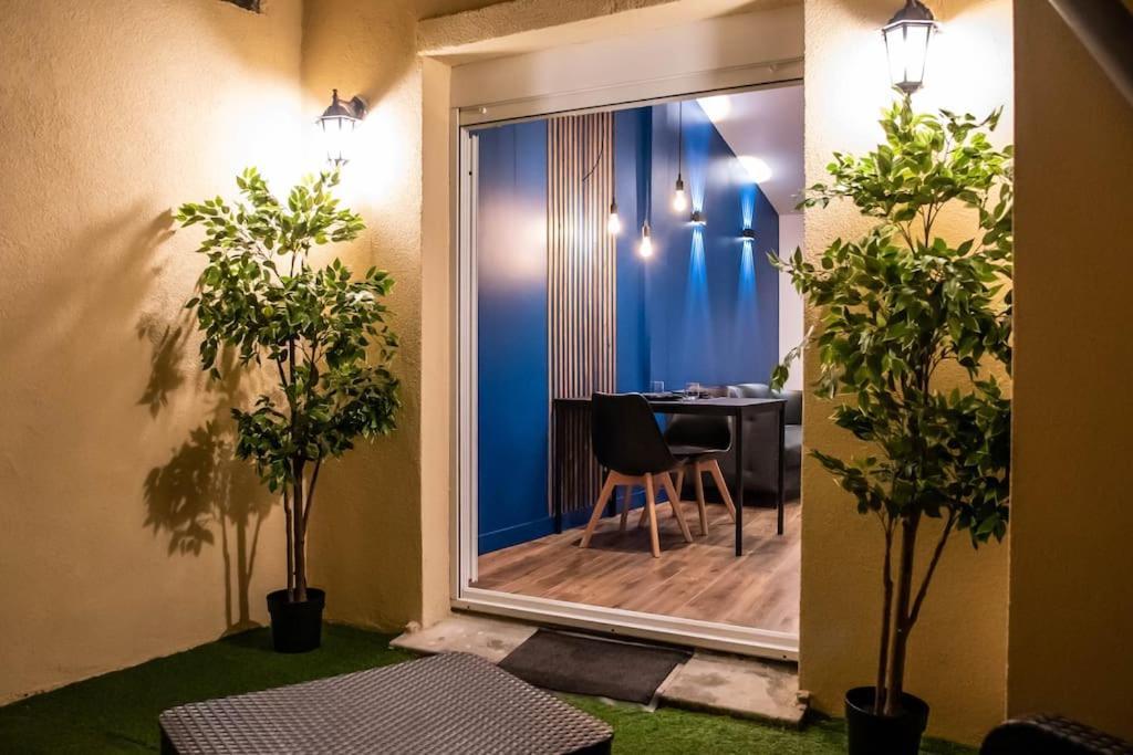 Blue Night - Jacuzzi - Bord De Seine Apartment Corbeil-Essonnes Exterior foto